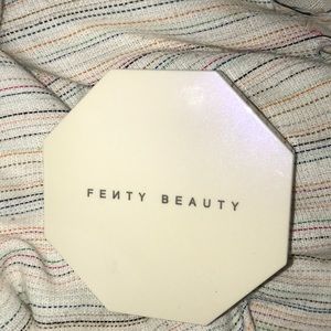 fenty beauty highlighter